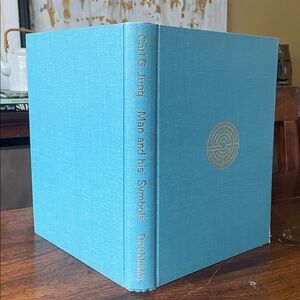 Man and his Symbols by Carl G. Jung Vintage Book (C)1964 Blue Cover Yugoslavia